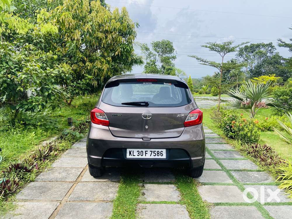 Tata Tiago 1.2 Revotron Xza, 2018, Petrol