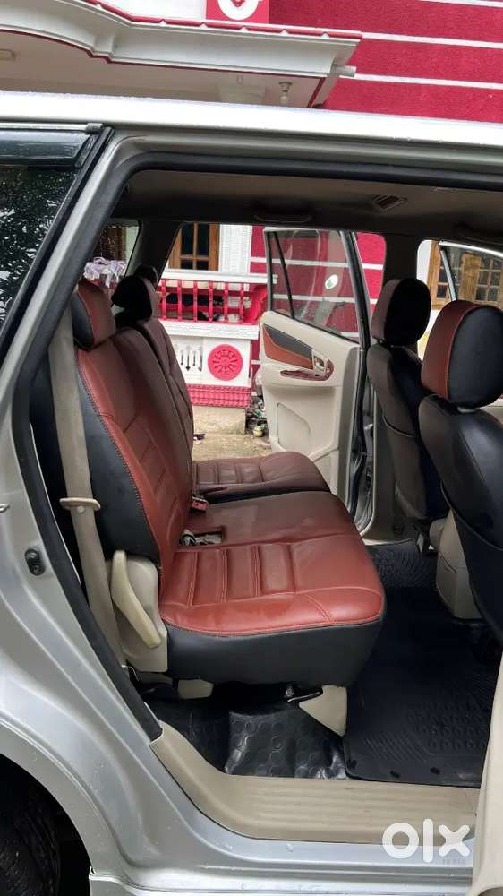 Toyota Innova 2.5 Vx 2010