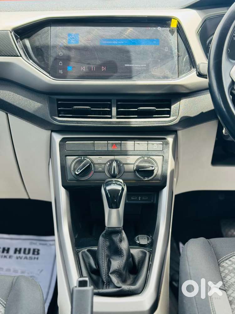 Volkswagen Taigun 1.0 Tsi Highline At, 2022, Petrol