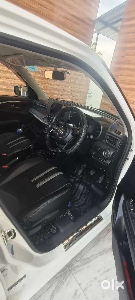 Maruti Suzuki Swift 2025 Zxi ,push Start Petrol 10297 Km Driven