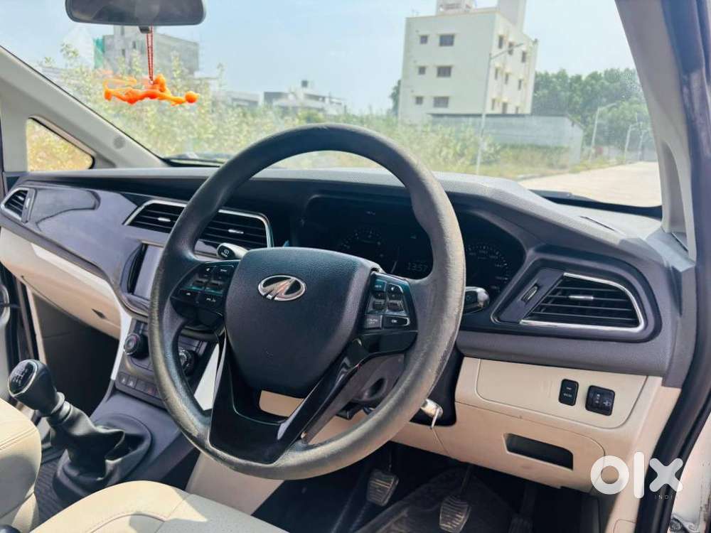 Mahindra Marazzo, 2018, Diesel