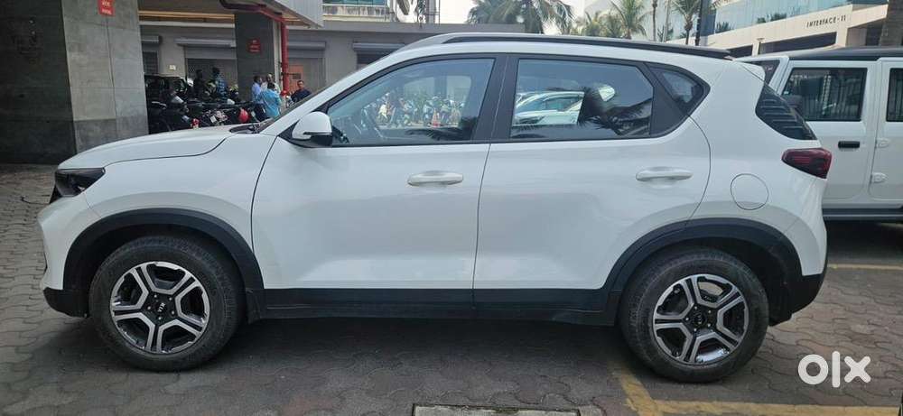 Kia Sonet 2021 Petrol Automatic For Sale – Excellent Condition!