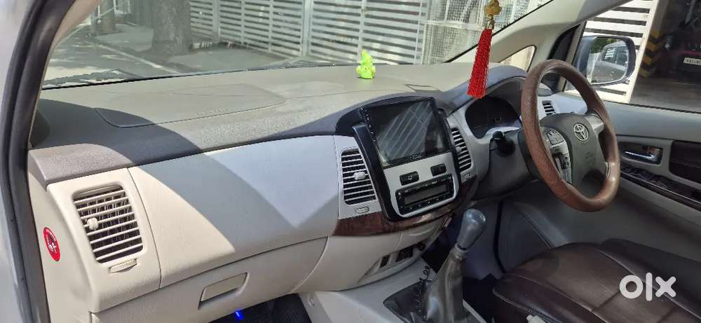 Toyota Innova 2013