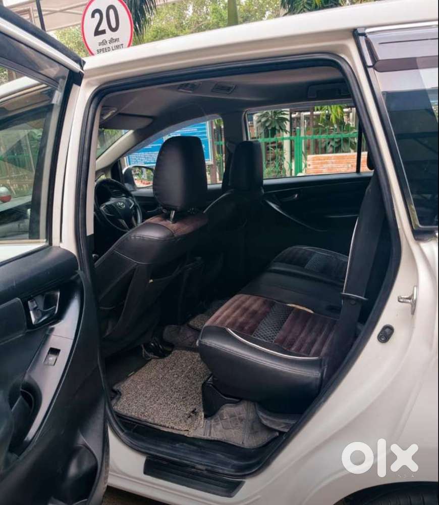 Toyota Innova Crysta 2.4 G Mt 8s, 2017, Diesel