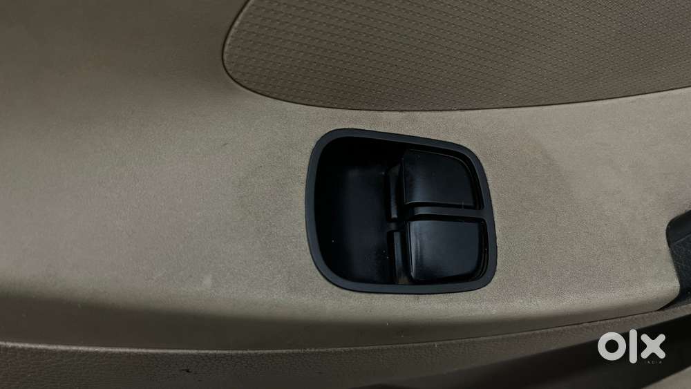 Hyundai Eon Era +, 2015, Petrol