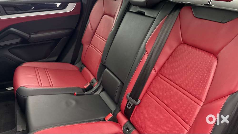 Porsche Cayenne V6 Tiptronic, 2025, Petrol