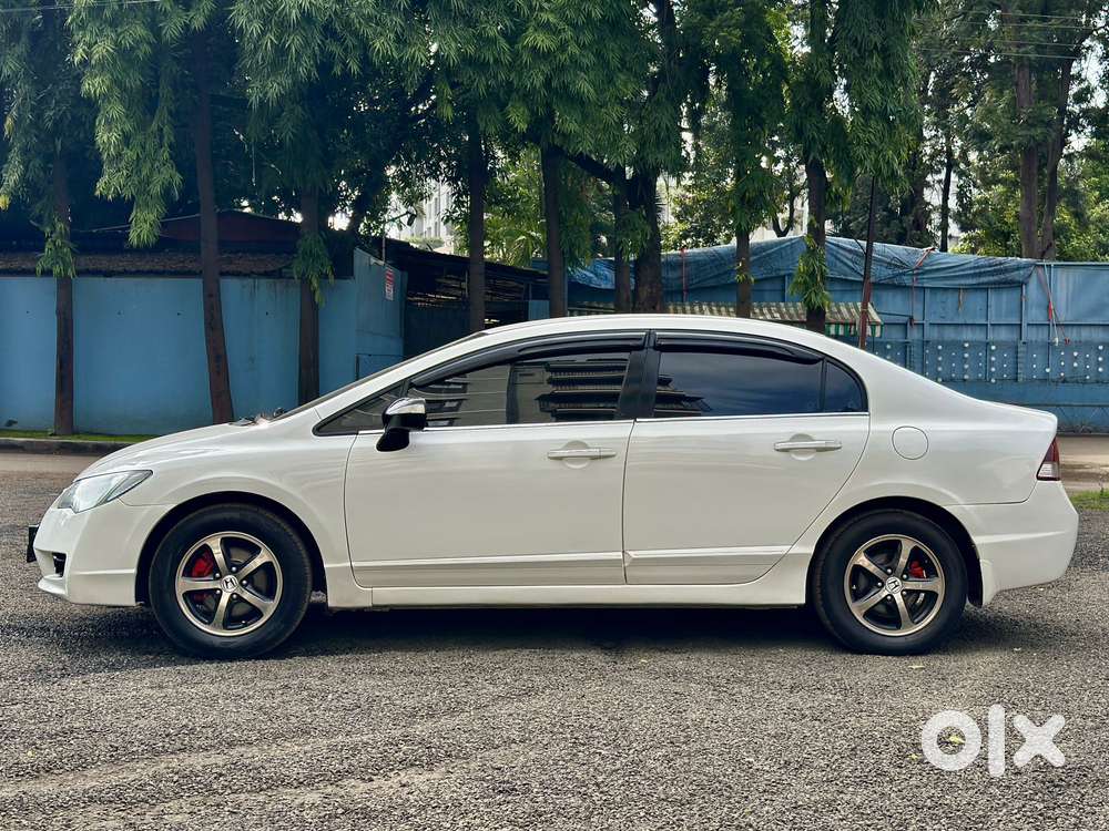 Honda Civic 1.8 V Mt, 2011, Cng & Hybrids