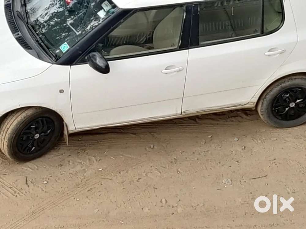 Well Maintained Single Hand Dreven