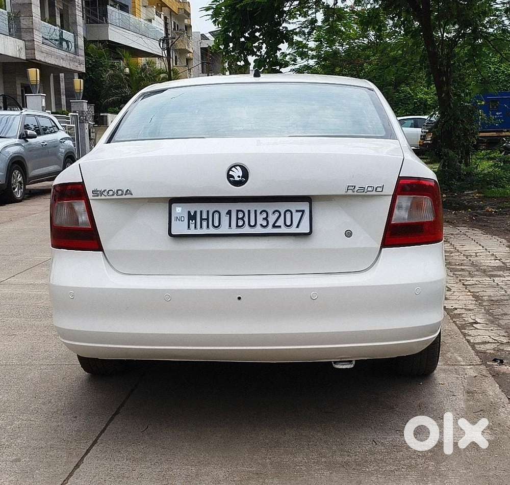 Skoda Rapid 1.6 Mpi Elegance, 2014, Petrol