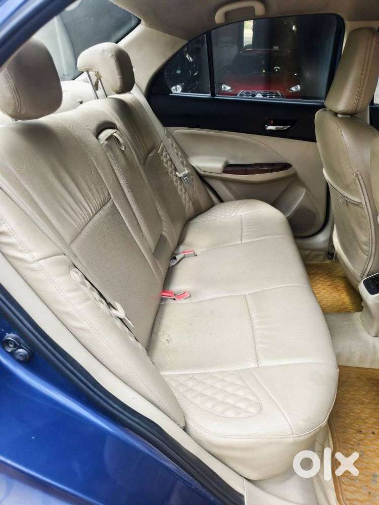 Maruti Suzuki Swift Dzire 1.2 Vxi Bsiv, 2017, Petrol