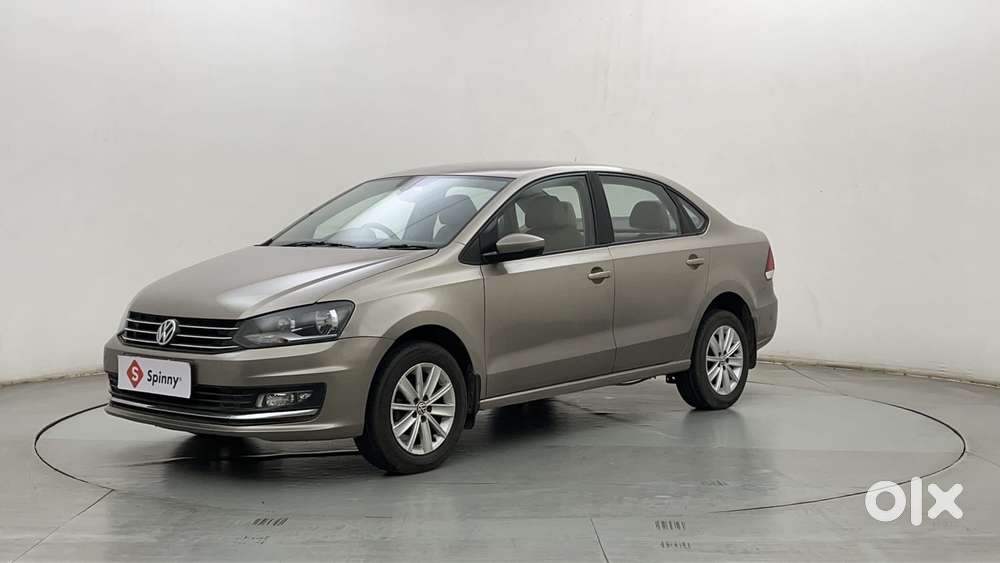 Volkswagen Vento 1.6 Highline, 2016, Petrol