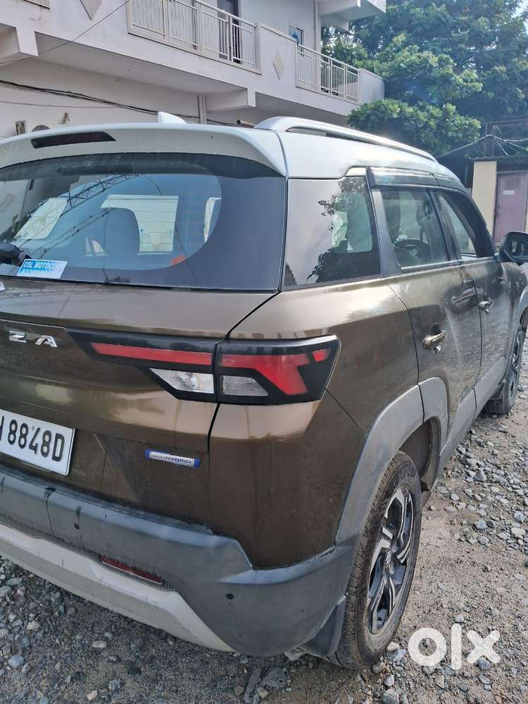 Maruti Suzuki Brezza 1.5 Zxi Plus At Smart Hybrid Dual Tone, 2022, P..