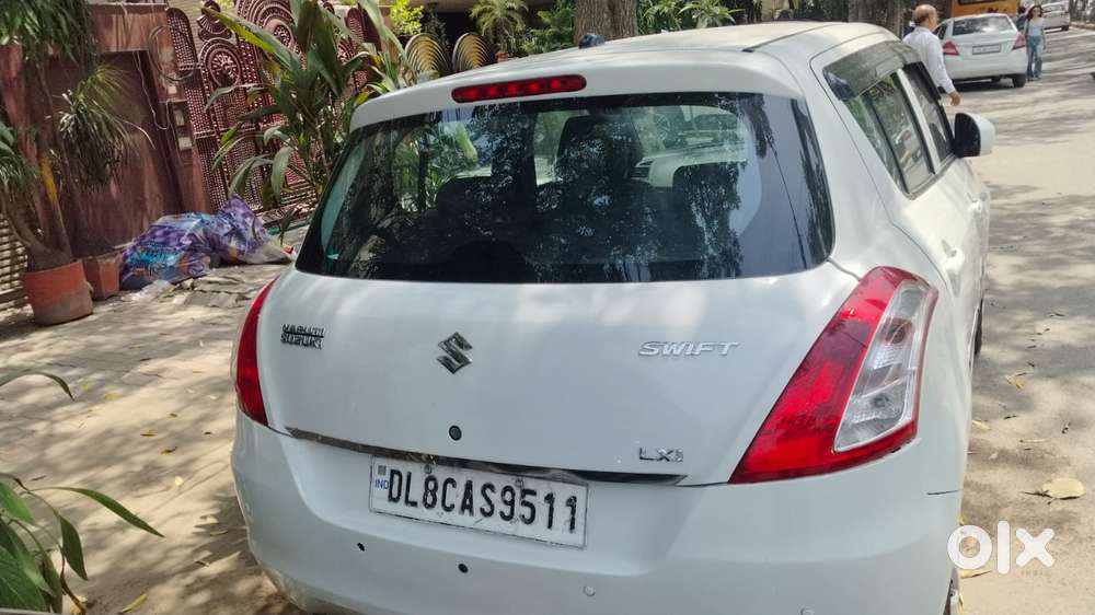 Maruti Suzuki Swift 1.2 Lxi (o), 2018, Cng & Hybrids