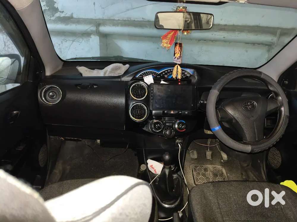 Toyota Etios Cross 2014 Petrol Well Maintained