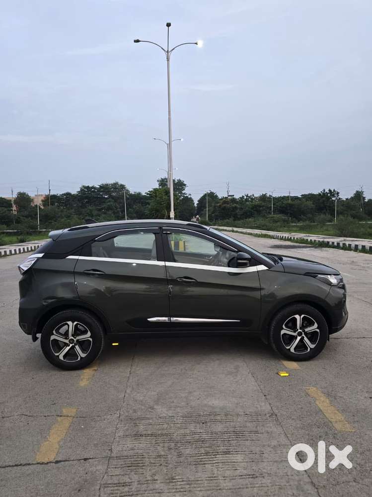 Tata Nexon 1.5 Revotorq Xz Plus Premium, 2023, Diesel