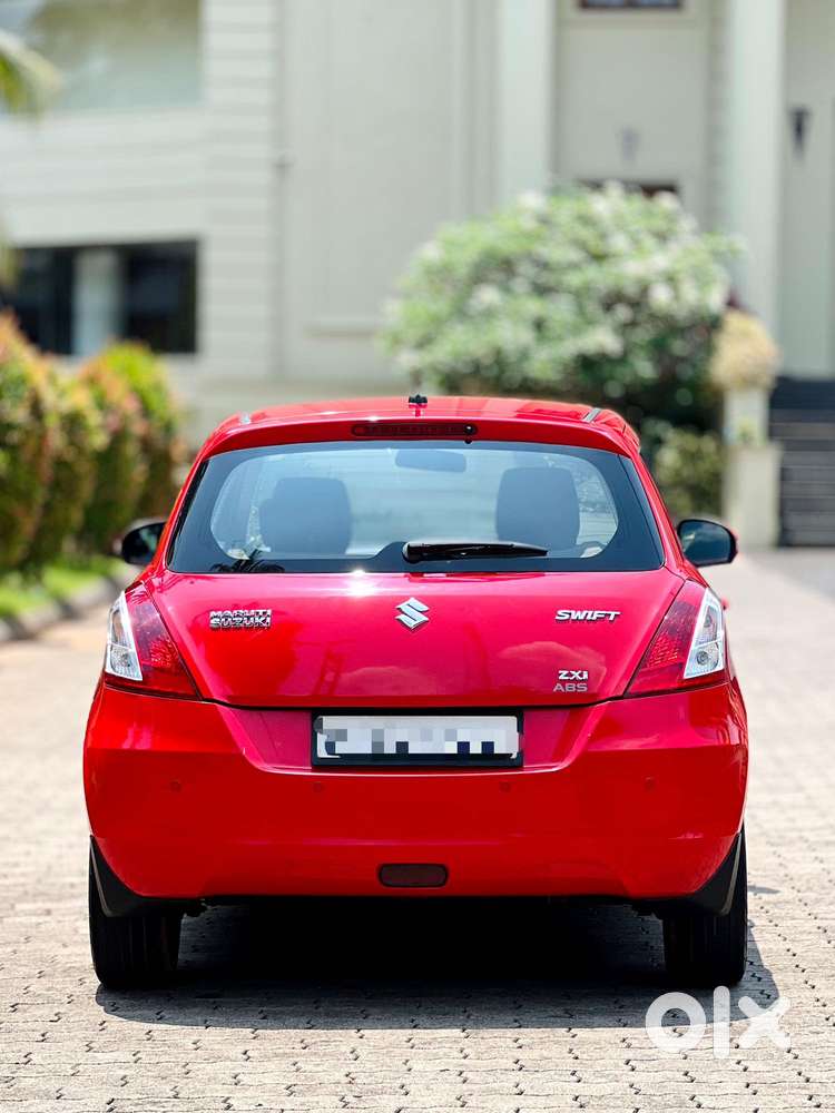 Maruti Suzuki Swift Vvt Zxi, 2014, Petrol