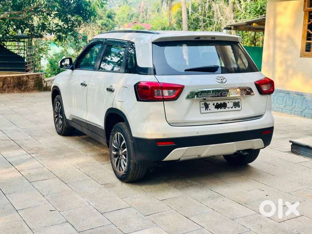Toyota Urban Cruiser 1.5 Premium Grade At, 2022, Petrol