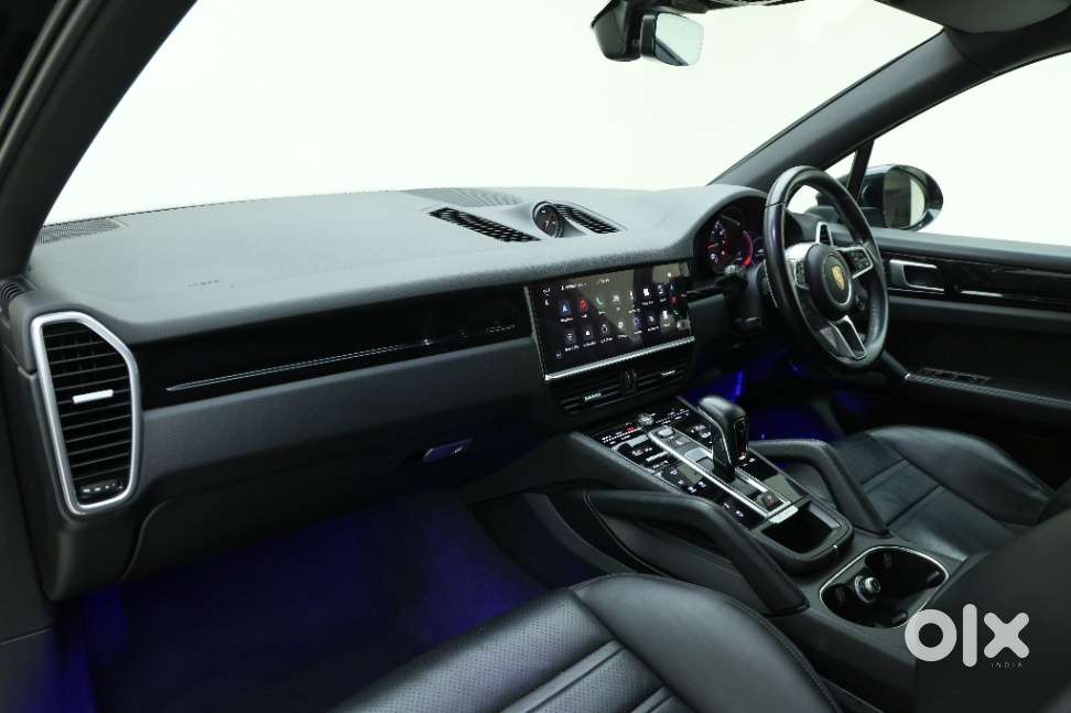 Porsche Cayenne Platinum Edition, 2022, Petrol