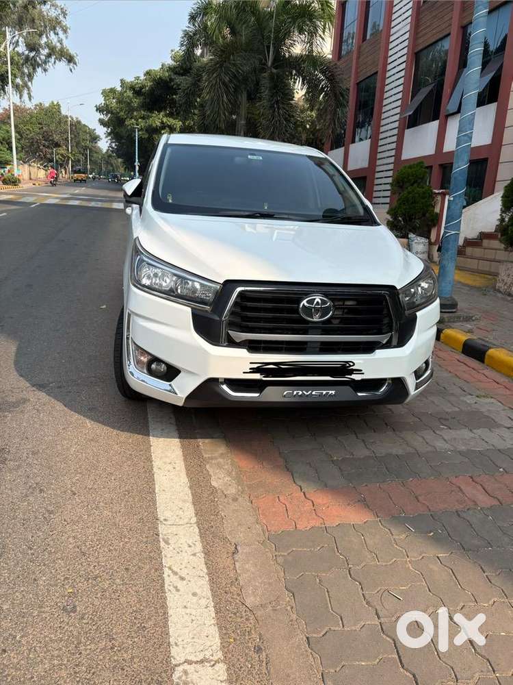 Toyota Innova Crysta 2020 Diesel 176000 Km Driven