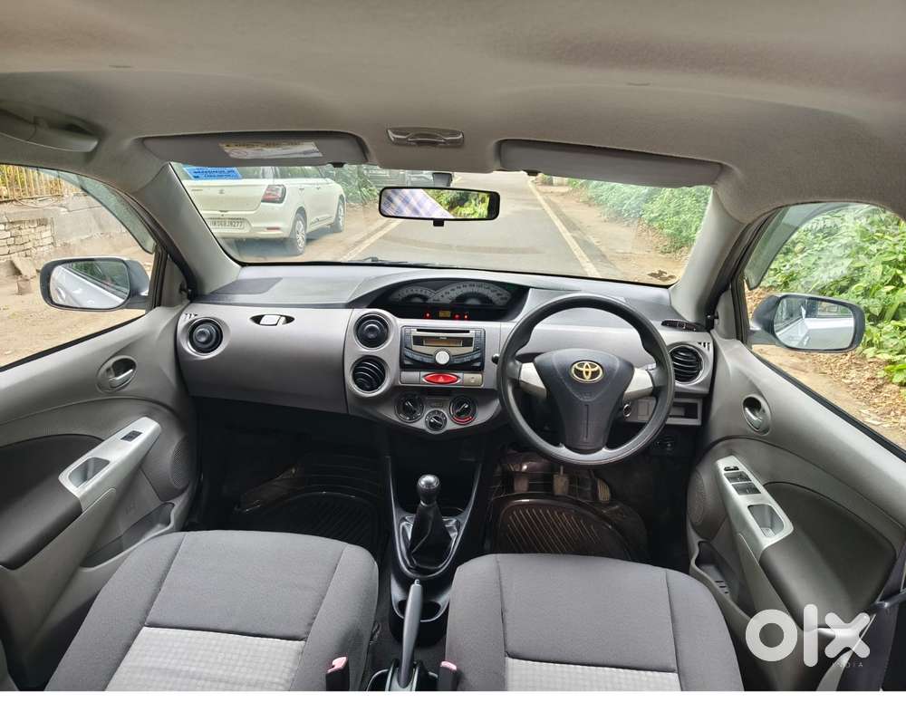 Toyota Etios 2010-2012 V, 2011, Petrol