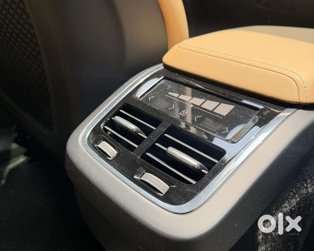 Volvo Xc60 2.0 B5 Ultimate, 2024, Petrol