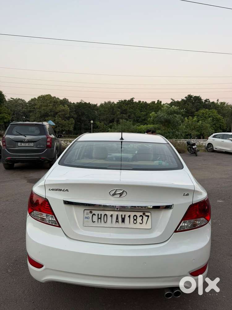 Hyundai Verna Fluidic 1.6 Vtvt Sx, 2014, Petrol