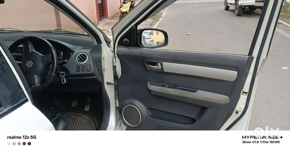 Fc. Insurance Running. Good Condition Perlwhite. No Accident. No Dent.
