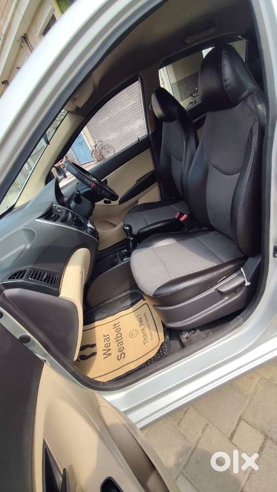 Hyundai Eon 0.8 Magna (o), 2012, Petrol