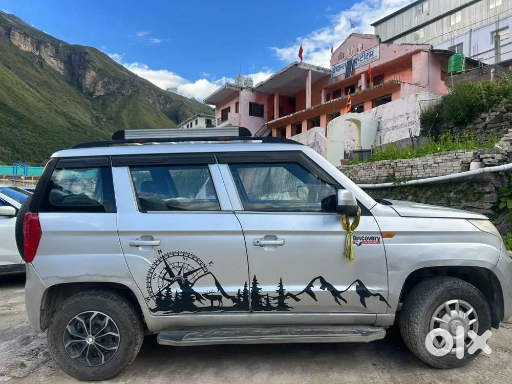 महिंद्रा Tuv 300 2018 फर्स्ट ओनर  Mahindra Tuv 300 2018 1st