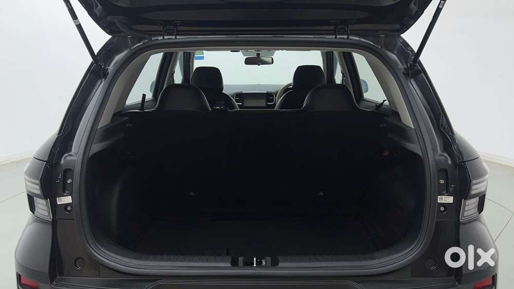 Hyundai Venue S Plus Mt 1.2 Kappa, 2025, Petrol