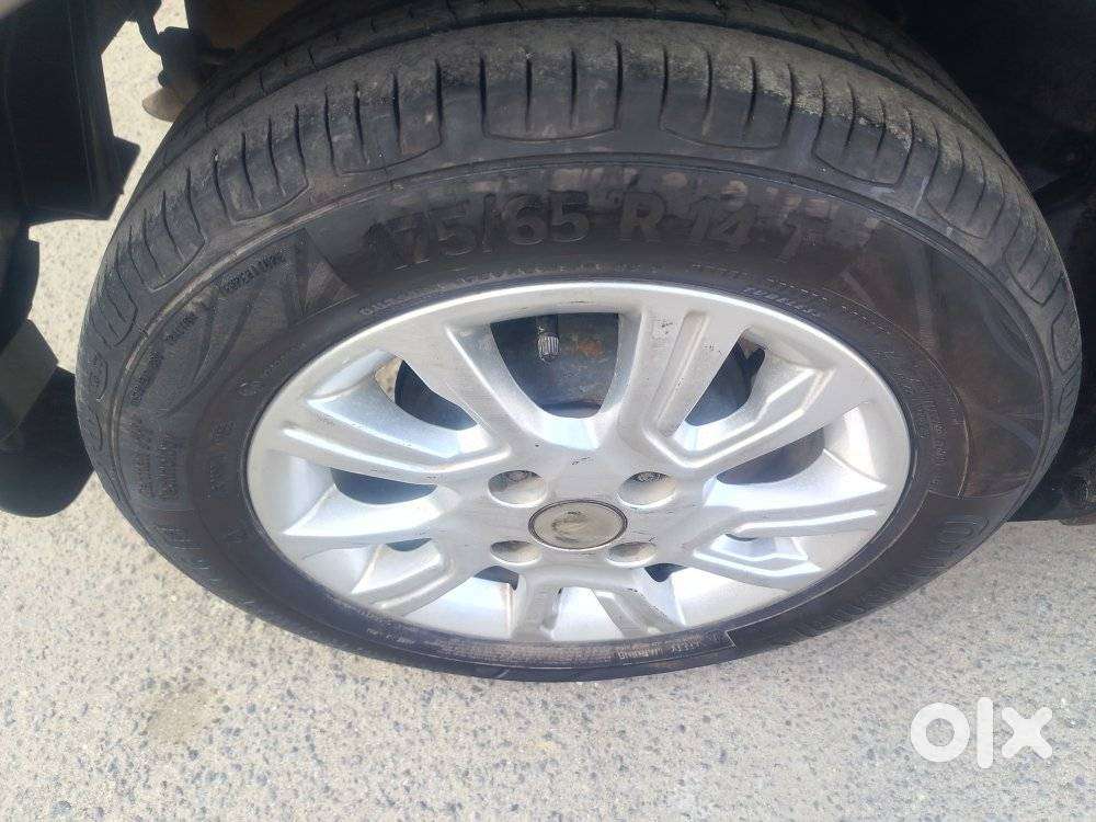 Tata Tiago 1.2 Revotron Xza Plus Amt, 2018, Petrol