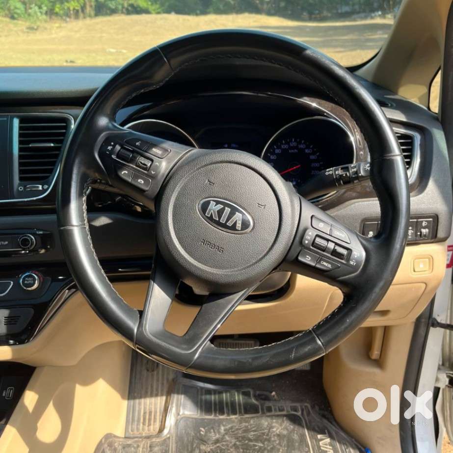 Kia Carnival Limousine, 2021