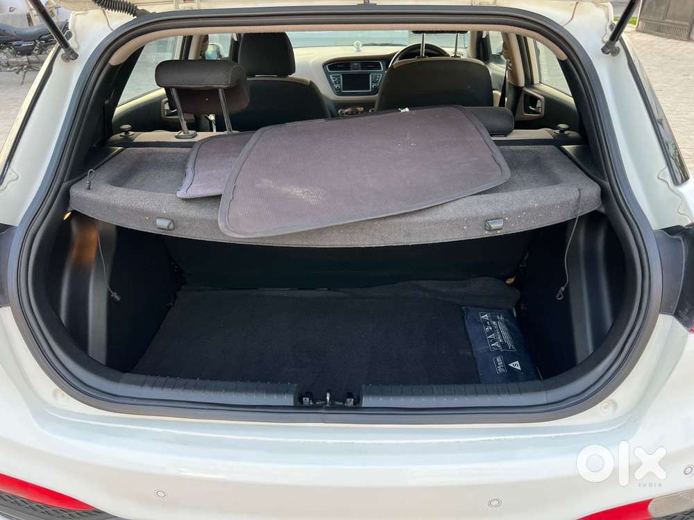 Hyundai Elite I20 Asta (o) 1.2 Ivt, 2019, Petrol