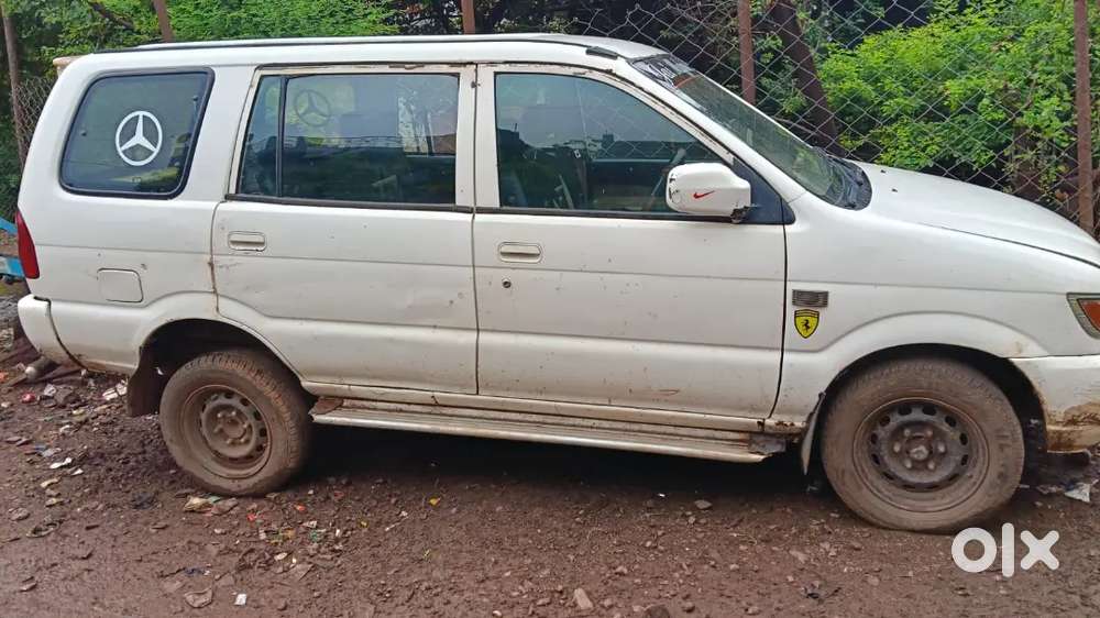 Chevrolet Tavera Neo 2014