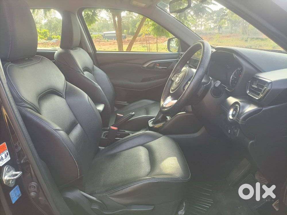 Toyota Urban Cruiser Hyryder 1.5 V Neo Drive Awd, 2023, Petrol