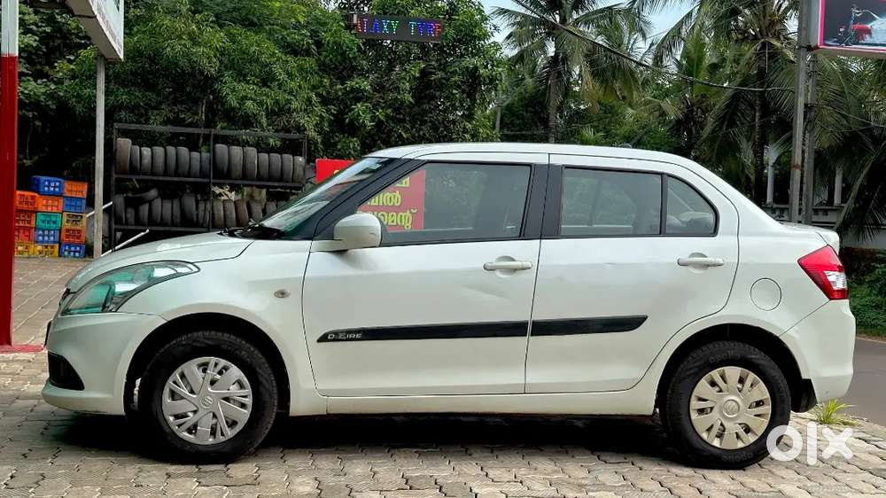 Maruti Suzuki Swift Dzire, 2015 Petrol Manual