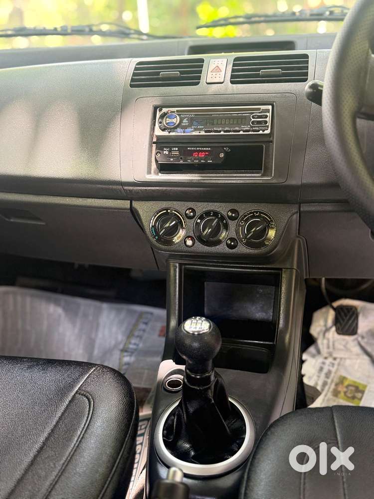 Maruti Suzuki Swift Vxi Optional, 2007, Petrol