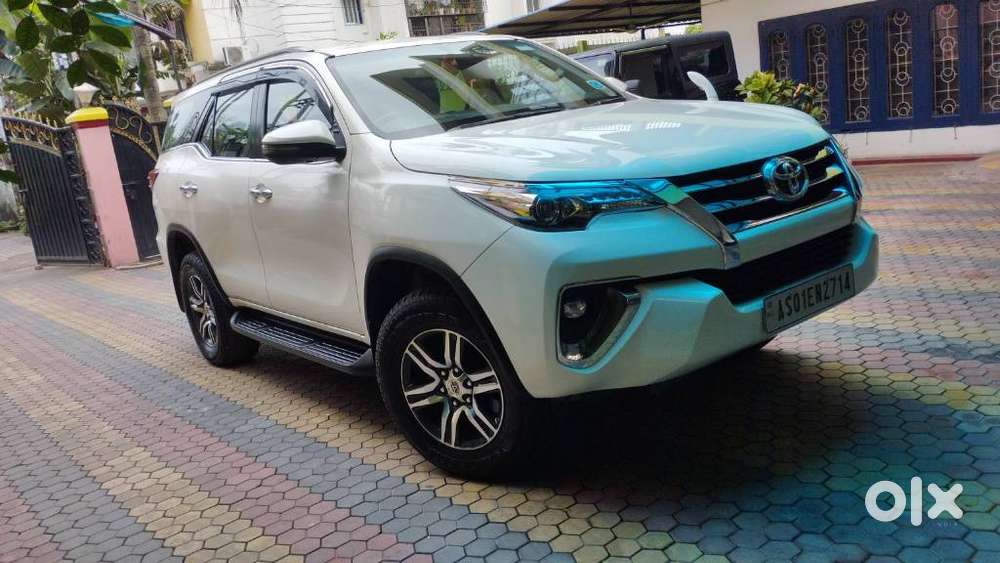 Toyota Fortuner [2021-ongoing] 2.8 2wd Diesel Mt, 2020, Diesel