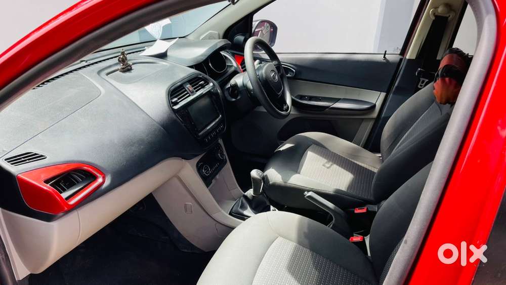 Tata Tiago Petrol 2019