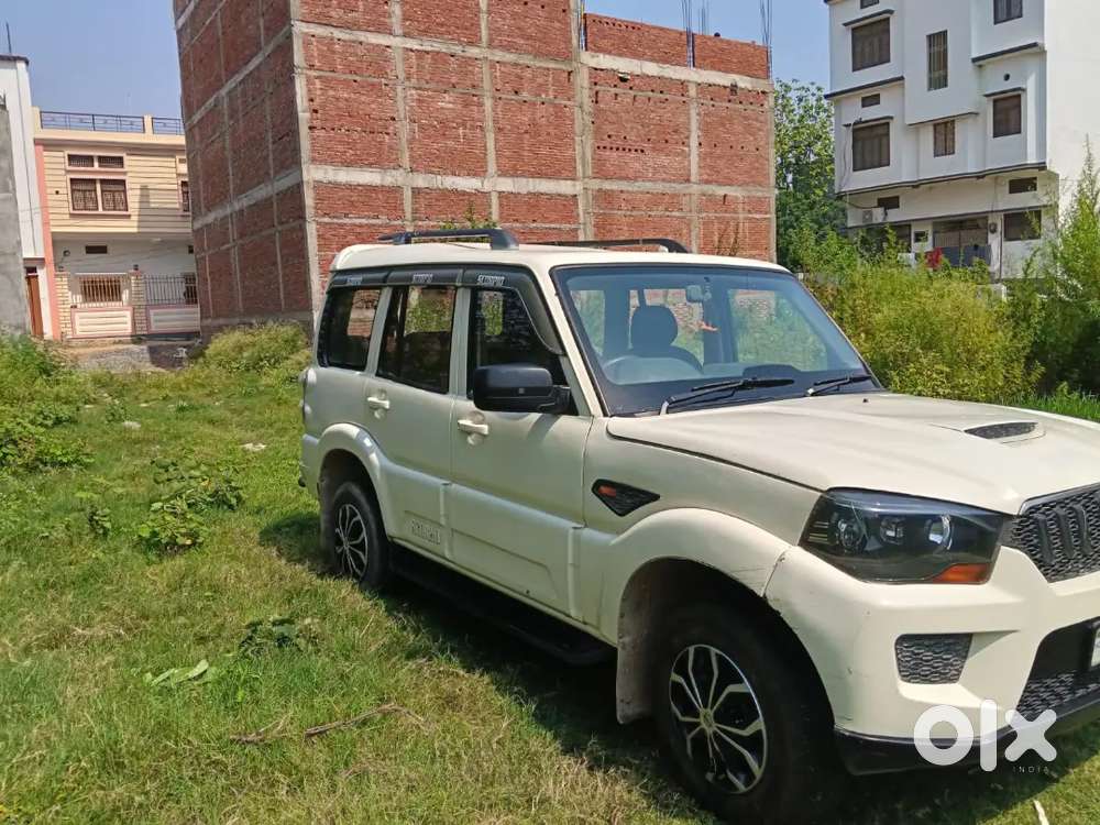 Mahindra Scorpio S2 2015