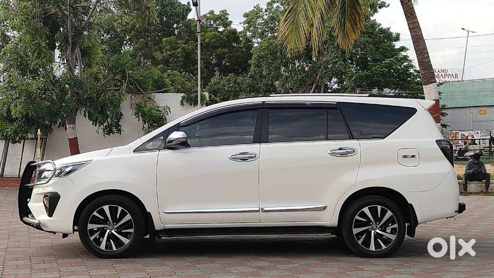 Toyota Innova Crysta 2.4 V, 2022, Diesel