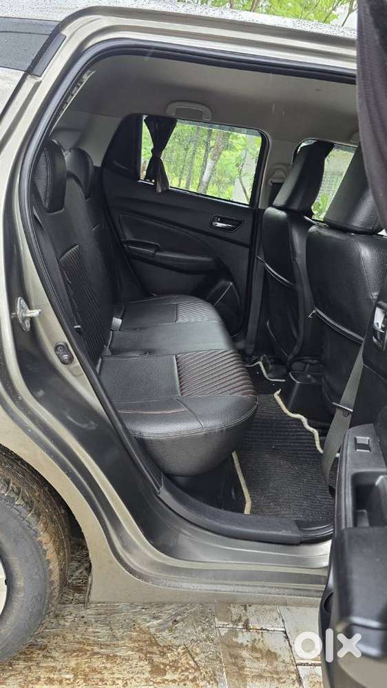Maruti Suzuki Swift Vxi + Manual, 2022, Petrol