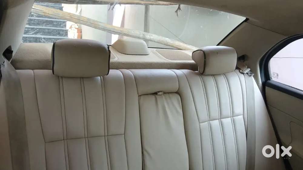 Maruti Suzuki Dzire 2015