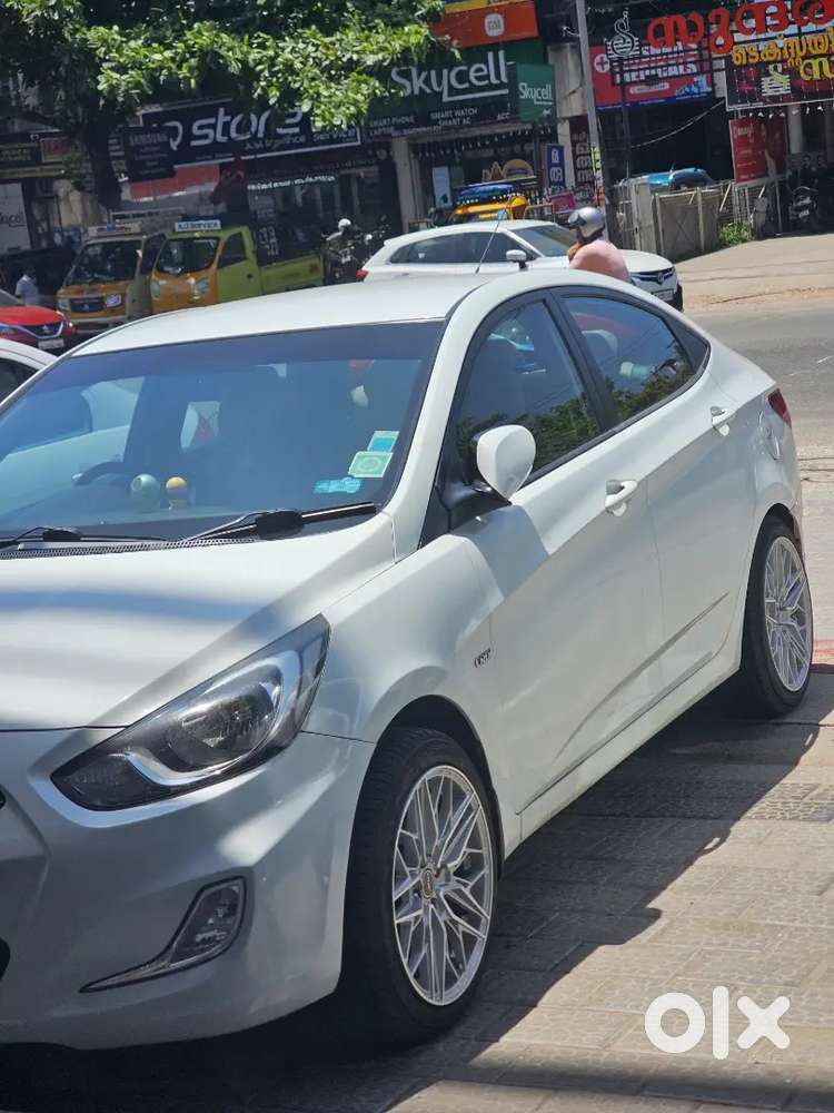 Hyundai Verna Fluidic (2013 Model) – For Sale!