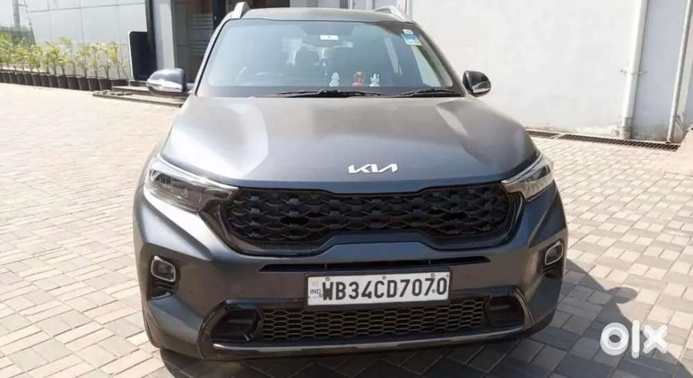 Kia Sonet X-line Top Model Atomic 2023 Petrol  Just Looking New