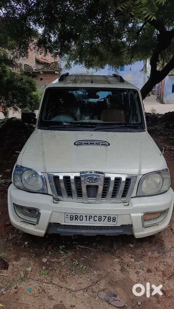 Mahindra Scorpio Vlx 2011