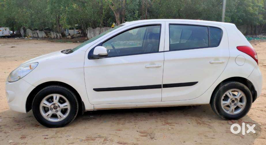 Hyundai I20 Petrol Spotz, 2011, Petrol