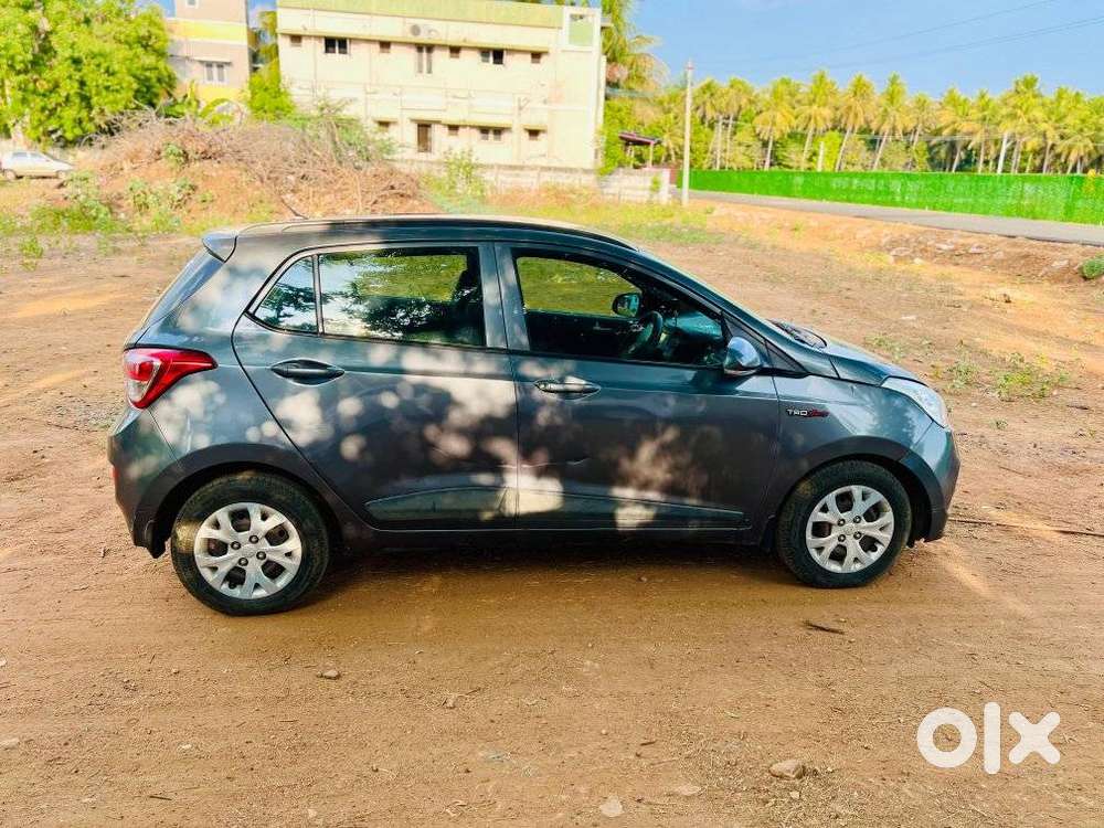 Hyundai Grand I10 2013-2016 Sportz, 2016, Petrol