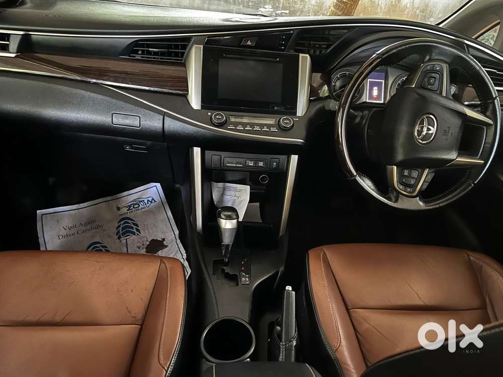 Toyota Innova Crysta 2.8z Automatic, 2016, Diesel