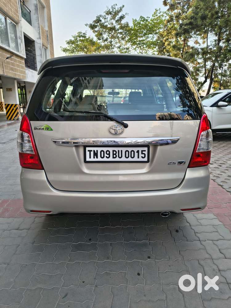 Toyota Innova 2.0 V, 2013, Diesel